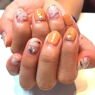 ネイル アンドルーチェ スクールの眉毛・アイブロウイメージ