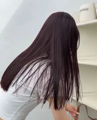ロング カラー 透明感style 🌿 ASUKAのヘアスタイル