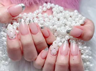 ネイル 🎀彩羽チップ 長さだし専門🎀のネイルデザイン