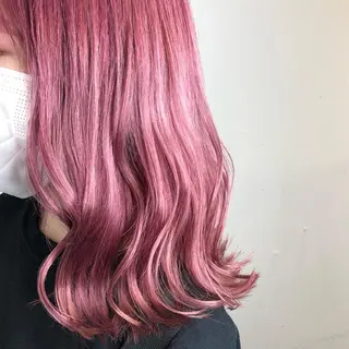 ミディアム カラー パーマ ヘアアレンジ 八巻 晴香のヘアスタイル