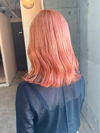 セミロング カラー lani hair salon所属・SHOTO ハイトー ン/デザインカラーのヘアスタイル