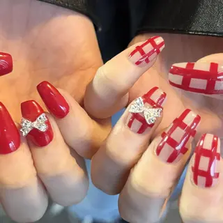 ミディアム ゆびノさき 天王寺のネイルデザイン