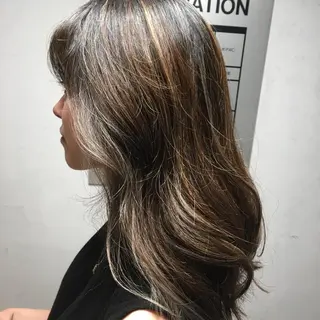 ロング ツバサ 髪質改善のヘアスタイル