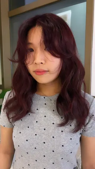 ミディアム カラー ヘアアレンジ BALANCE.福山店所属・横山 花音のヘアスタイル