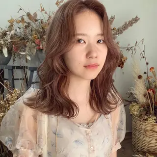 セミロング カラー ヘアアレンジ 🎀taro ブリーチなしカラーのヘアスタイル