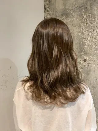 ミディアム カラー 🌈艶髪/髪質改善 新宿itouのヘアスタイル