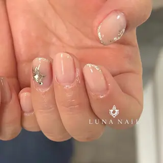 ネイル アトリエ　ミモザ所属・いまむら あかりのネイルデザイン