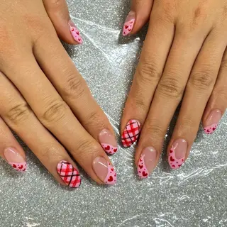 ネイル VIERU 🌈🎀💖のネイルデザイン