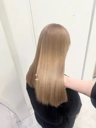 ロング カラー ダメージレスハイ トーン💖kanonのヘアスタイル