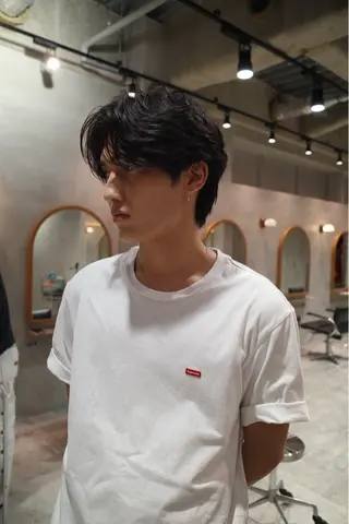 ミディアム パーマ 山口 ヒロトのヘアスタイル