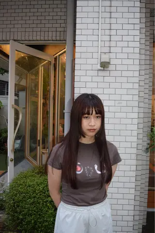 ロング アキモト フウガのヘアスタイル