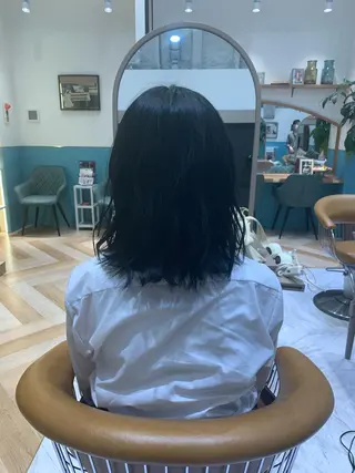 ミディアム カラー ✄個性を生かす✄ 𝒉a𝒓u𝒏aのヘアスタイル