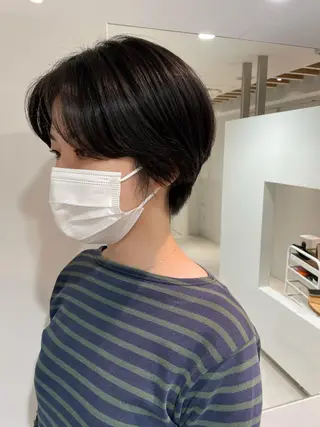 ショート 太田ありさ クリーミーヘアカラーのヘアスタイル