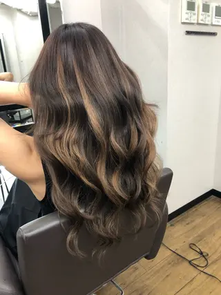 ロング カラー alpha. カラーエクステ下妻のヘアスタイル