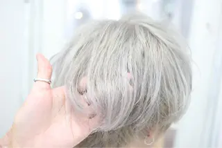 ショート カラー ✨池袋ブリーチ特化 Hibiki✨のヘアスタイル