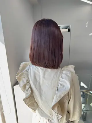 カラー maina/透明感 ベージュ/ブラウンのヘアスタイル