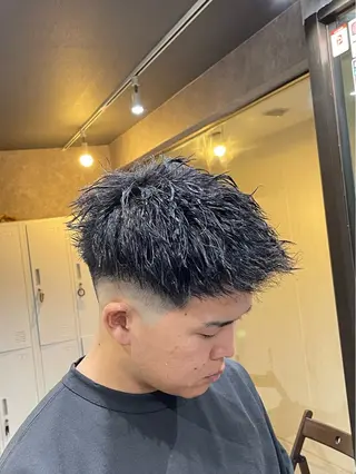 ショート RISE新小岩店所属・🔥ユウキ🔥 【メンズパーマ特化】のヘアスタイル