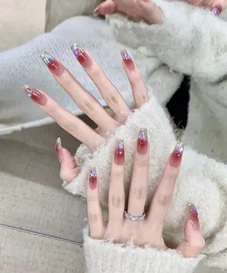 ネイル 安田 友梨のネイルデザイン