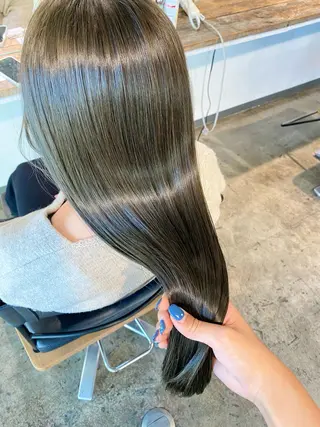 ロング カラー 💫miyu💫デザ インカラー/アレンジのヘアスタイル