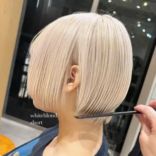 ショート カラー 🌈艶ハイトーン🌈 心を込めます🤝涼介のヘアスタイル