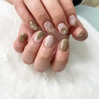 ネイル Laki nailのネイルデザイン