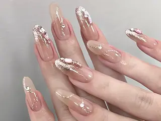 ネイル TOUTOU所属・TOUTOU. Yuriのネイルデザイン