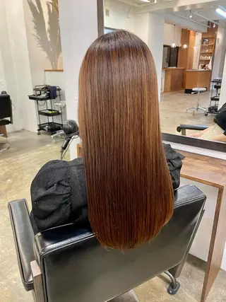 ロング オリーブカラー 長谷川のヘアスタイル