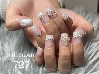 ネイル 727 nailのネイルデザイン