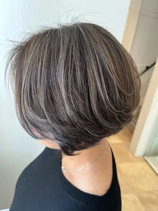 ショート カラー SALOWIN名古屋本山店所属・🍏ナガヤマ ヒデアキ🍏のヘアスタイル