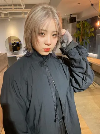 ショート カラー 美髪・シールエクステ ホソタニリョウコのヘアスタイル