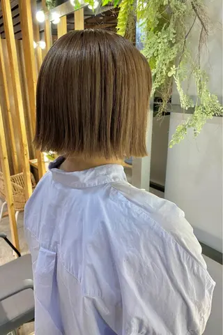 ミディアム 菊地 紗矢のヘアスタイル