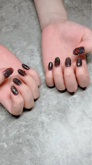 ネイル haleyume所属・shino🌟 痛ネイルのネイルデザイン