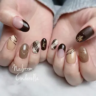 ネイル Nailroom. Cinderellaのネイルデザイン