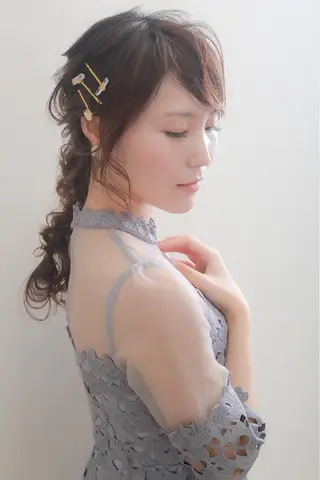 ロング ヘアアレンジ 伊藤 裕貴のヘアスタイル