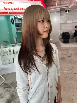 セミロング 💥ウルフカット デザインあんな💥のヘアスタイル