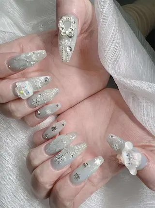 ネイル Lee Nailsのネイルデザイン