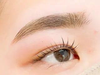 アイブロウ Aprilush🦋 Cieloのマツエク・マツパデザイン