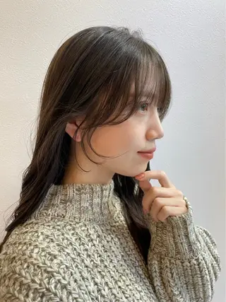 ロング GIEN Nu ＋ 平馬和奈のヘアスタイル