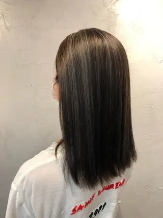 ミディアム カラー Bei Licoldo.Atole  ベイリコルド アトリ所属・ブリーチ、縮毛 髪質改善　宮城一真のヘアスタイル