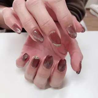 ネイル Lily Roseスタッフ一同のマツエク・マツパデザイン