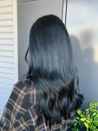 ロング 渡邉 真夕のヘアスタイル