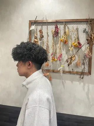 パーマ メンズ 庄 優馬のヘアスタイル