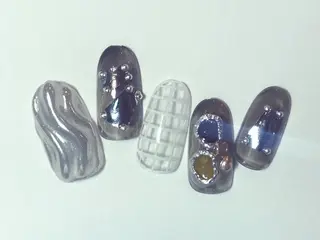 ネイル キラキラ オメメのネイルデザイン