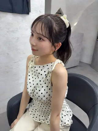 ロング カラー ブリーチなしカラー レイヤーカットのヘアスタイル