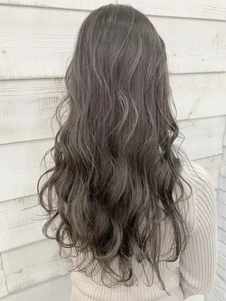 ロング パーマ 🧸艶々韓国ヘア 🧁mizunaのヘアスタイル