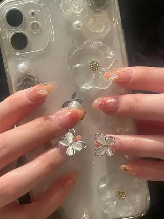 ネイル 🫧Sunrich lu🤍のネイルデザイン