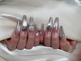 ネイル LR.ONE ヨウのネイルデザイン