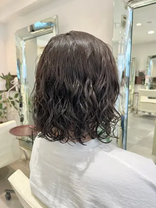 ミディアム パーマ コテ巻き風パーマ 藤澤　知彌のヘアスタイル