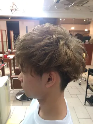 カラー パーマ メンズ メンズパーマの巨匠 鈴木純のヘアスタイル