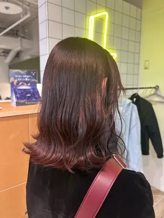 ミディアム カラー ベージュ/ダブルカラ ー/新潟駅/青柳萌果のヘアスタイル